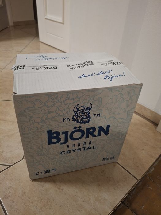 Sprzedam Björn w kartonach