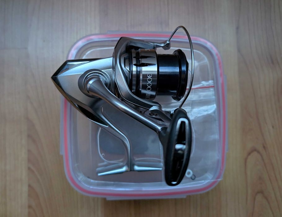 Катушка Shimano 19 Stradic 3000MHG 5.8:1 JDM
