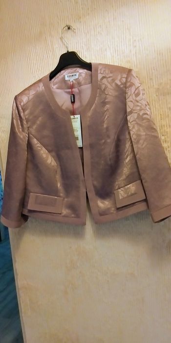 Elegancki wizytowy żakiet