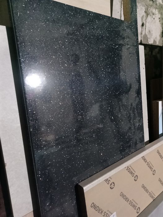 Blaty kuchenne i łazienkowe odpady na metry