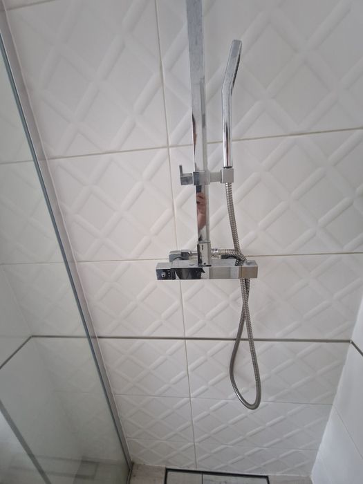 Zestaw prysznicowy z deszczownica deante