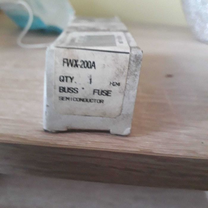Bezpieczniki BUSSMANN FWX-200A 250vac / dc