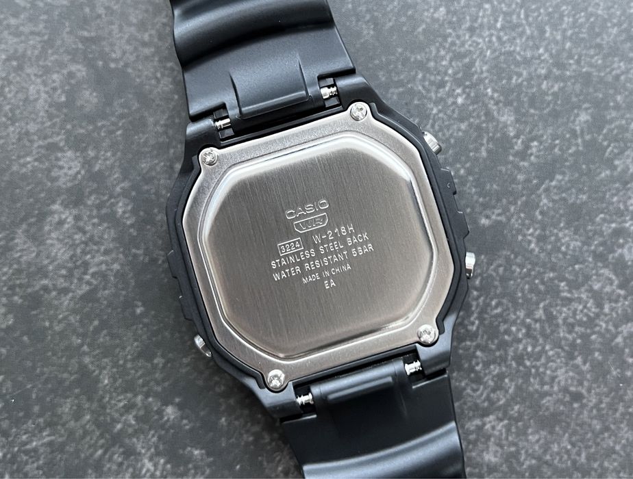 Годинник спортивний Casio W-218H-1B новий оригінал illuminator