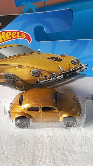 Hot wheels bumblebee
