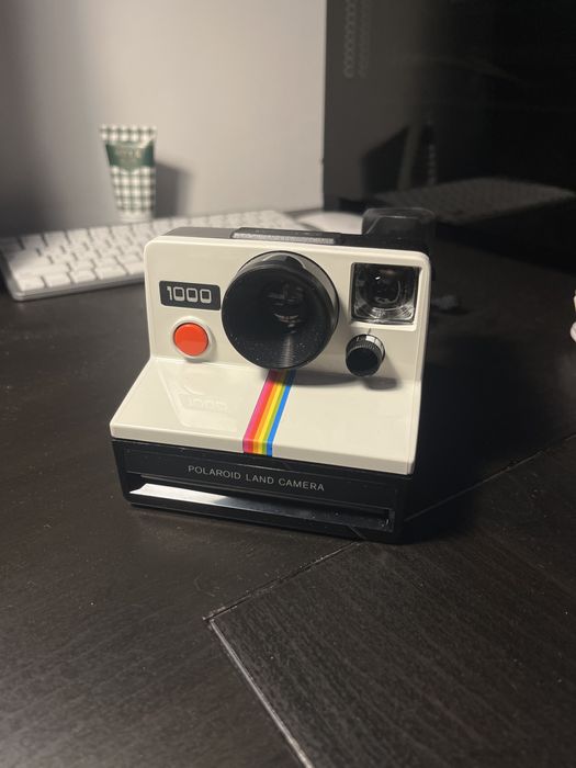 Vintage polaroid 1000