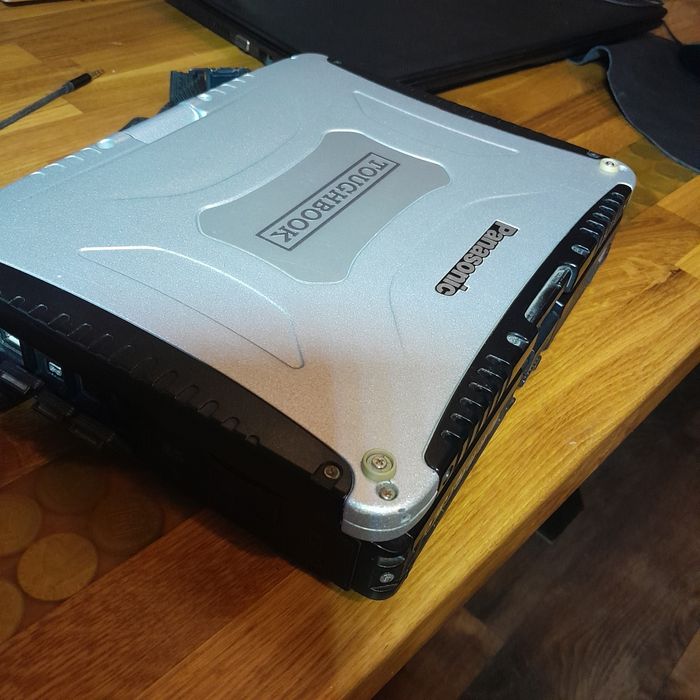 Panasonic Touchbook CF-19