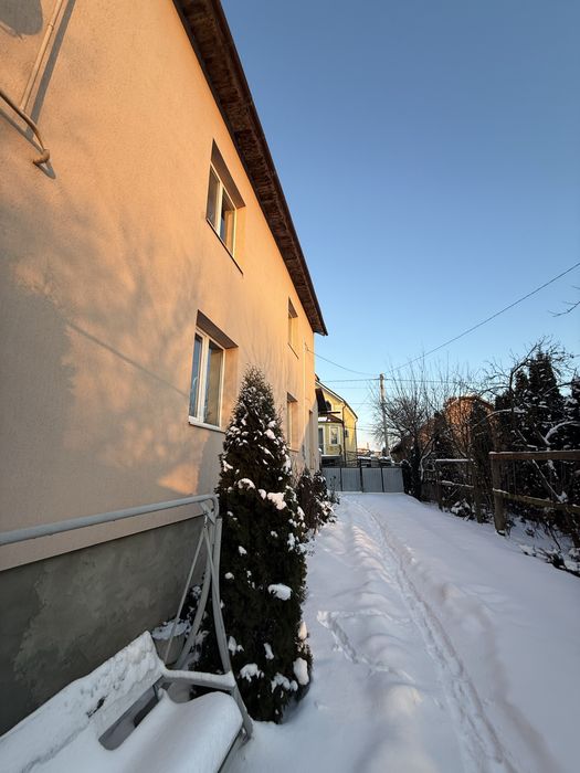 Оренда 1/2 будинку. Роша