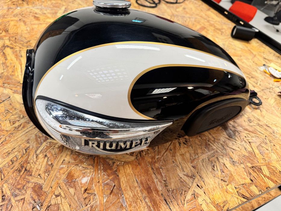 Deposito Moto Triumph Bonneville T100 (carburadores)