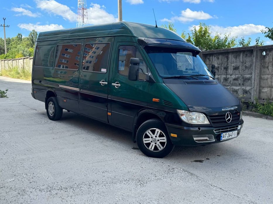 Mercedes-Benz Sprinter 313 2005 рік, 2.2D 8+1 пасажир