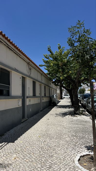 T1 Pinhal Novo ( despesas incluidas) entrada 01 outubro