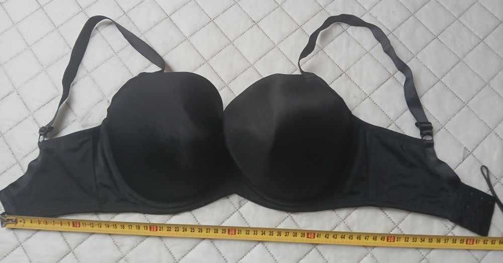 Pour Moi Biustonosz Modelujący Czarny 70-H