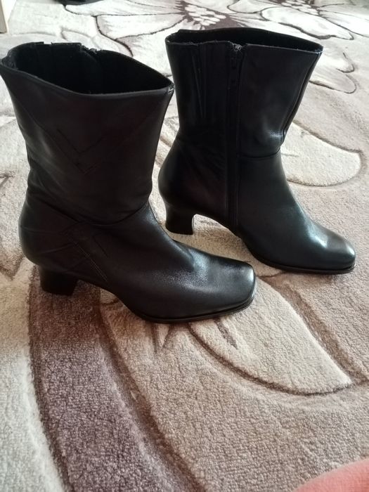 Шкіряні, Осінні чобітки з Італії.