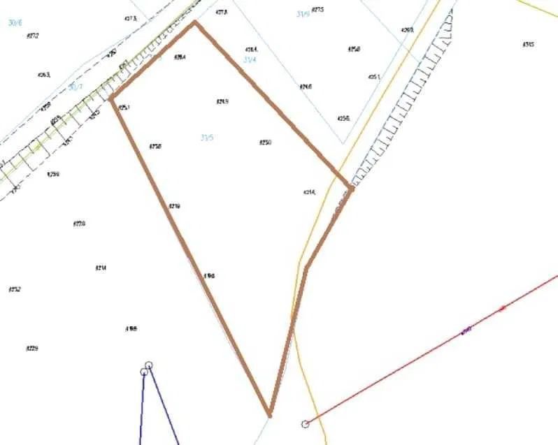 Działka budowlana 1679 m² z warunkami zabudowy i mediami - las, zalew - Więcej
