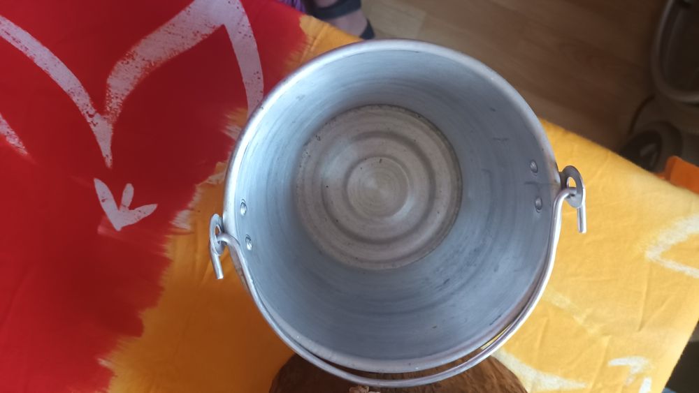 Vaso muito bonito para plantas ou balde para gelo, novo, sem etiquetaa