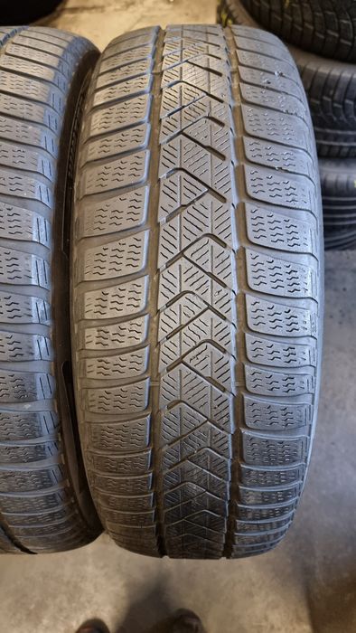 Шини Зимові 225х60хR18 Pirelli Sottozero3  2 ШТ 4.7 мм протектор