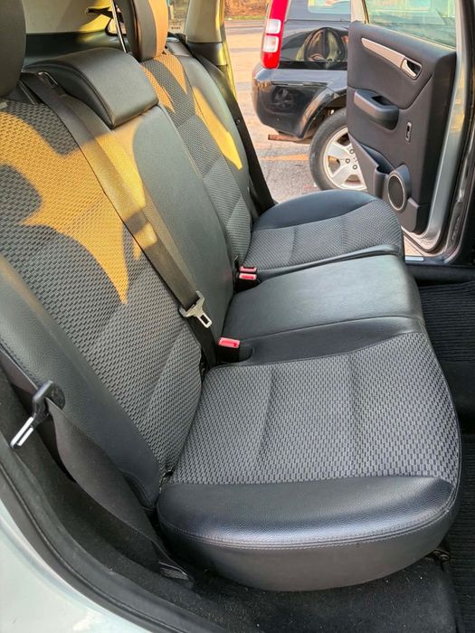 Mercedes b180 2110 c NEGOCIÁVEL
