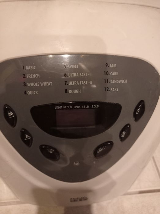 Urządzenie do pieczenia chleba wypiekacz