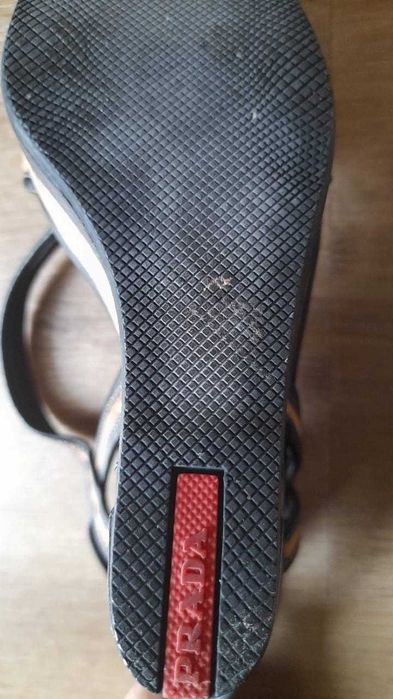 Sandálias salto de cunha Prada Sport