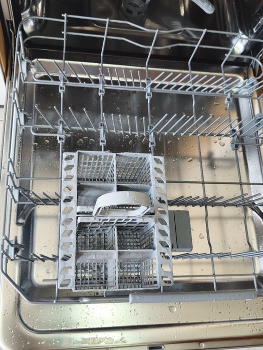 Dishwasher507173251832893444