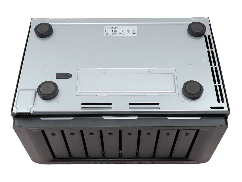 Synology NAS DS1819+