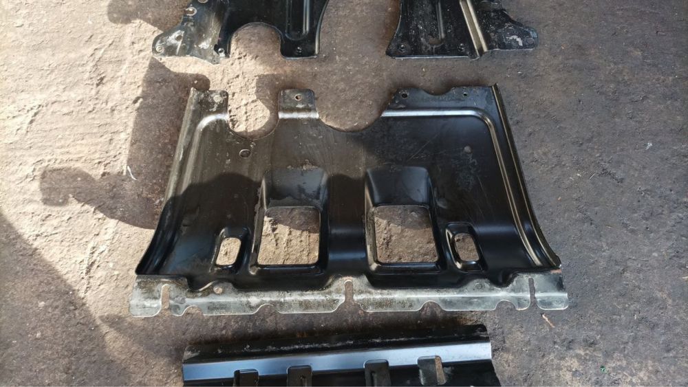 Металевий захист днища Jeep Cherokee KL TrailHawk 2014-2024