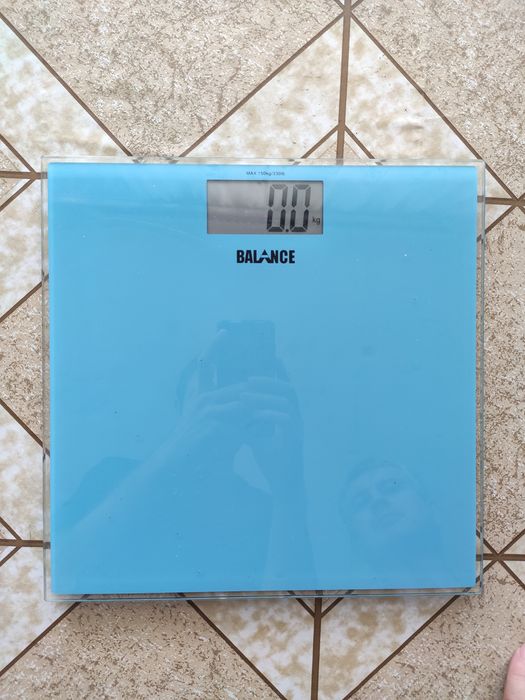 Продаються ваги  робоча і під ремонт