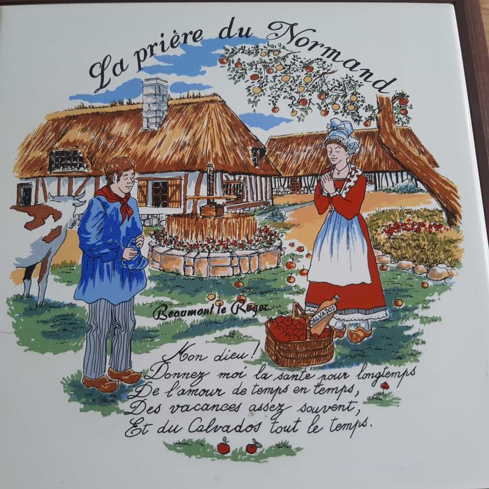 Base p/ Quentes 24x24cm Madeira Azulejo Decor Poema Francês