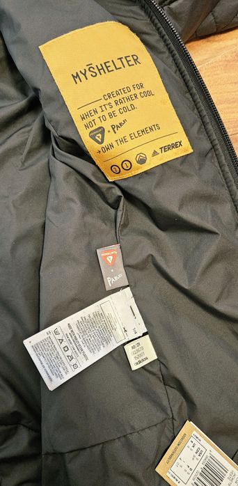 Жіноча куртка Adidas TERREX Myshelter Primaloft, розмір S

MYSHE