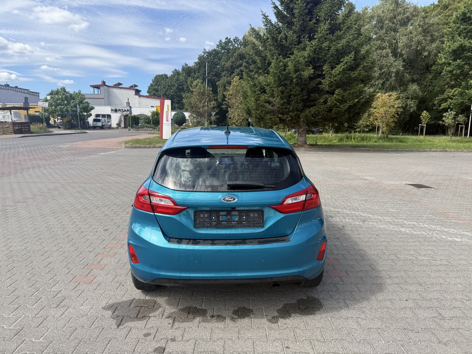 zamiana Ford w  fiesta sama parkuju stan Idealny