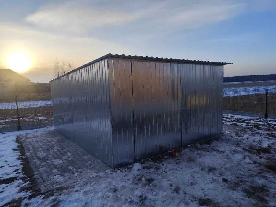 Garaż blaszany Blaszak schowek budowlany