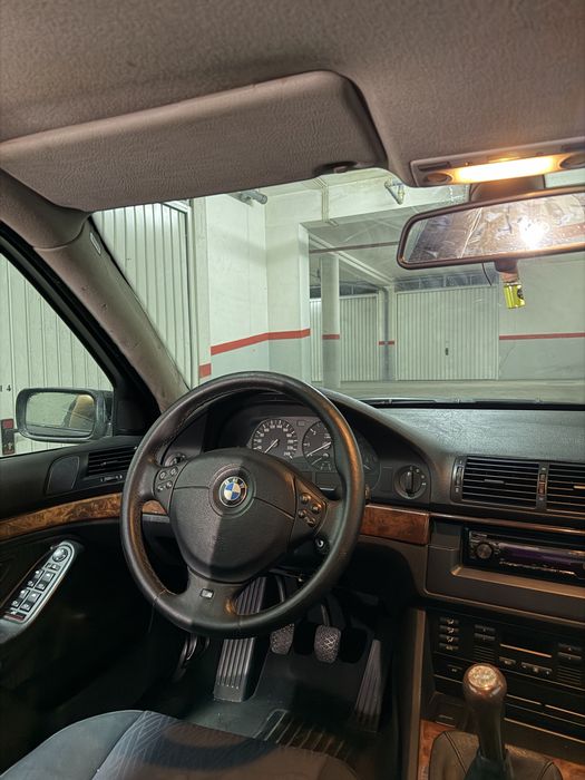 BMW 525 tds E39 (1999) - Caixa Manual