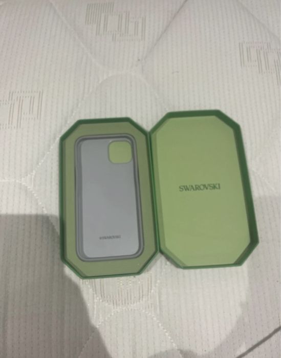 Capa brilhante da swarovski