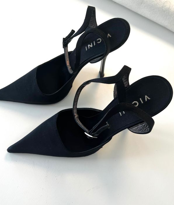 Sapatos VICINI salto alto