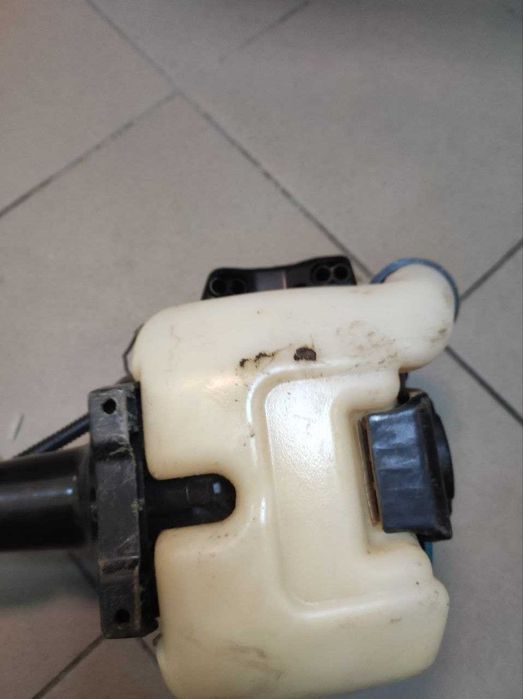 Бензокоса Makita EM2500U