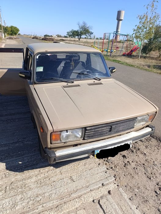 Продам ВАЗ 2105.
