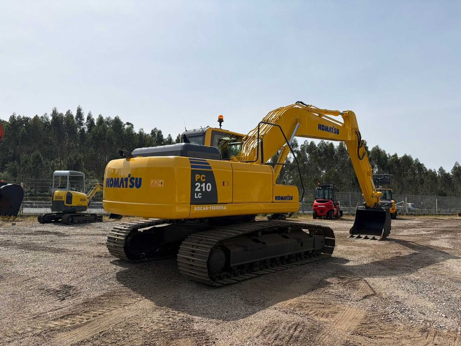 Giratória Komatsu PC210-8