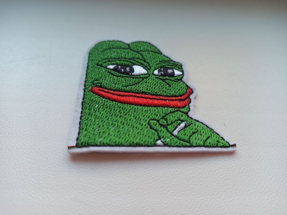 Нашивка термопатч лягушка Пепе sad frog