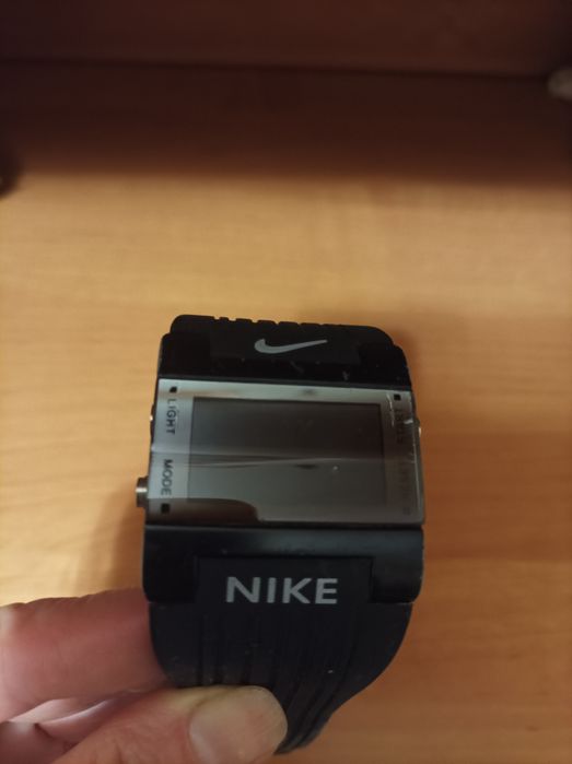 Часы кварцевые без батареек