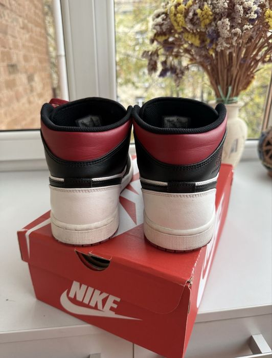 Кросівки Nike Air JORDAN 1 retro HIGH