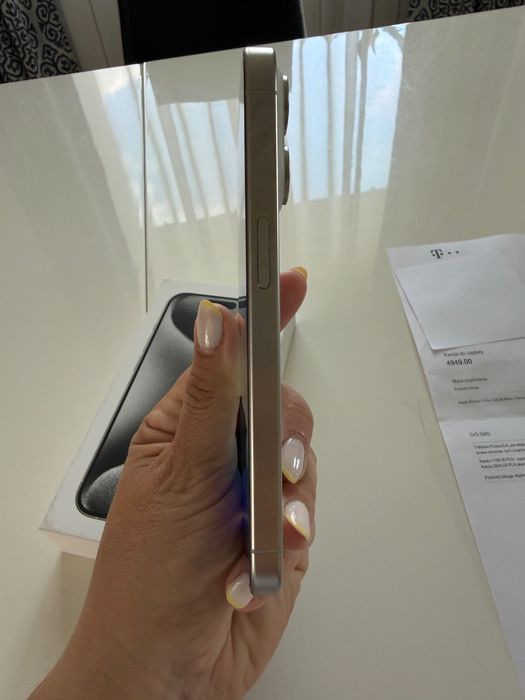 iPhone 15 pro telefon