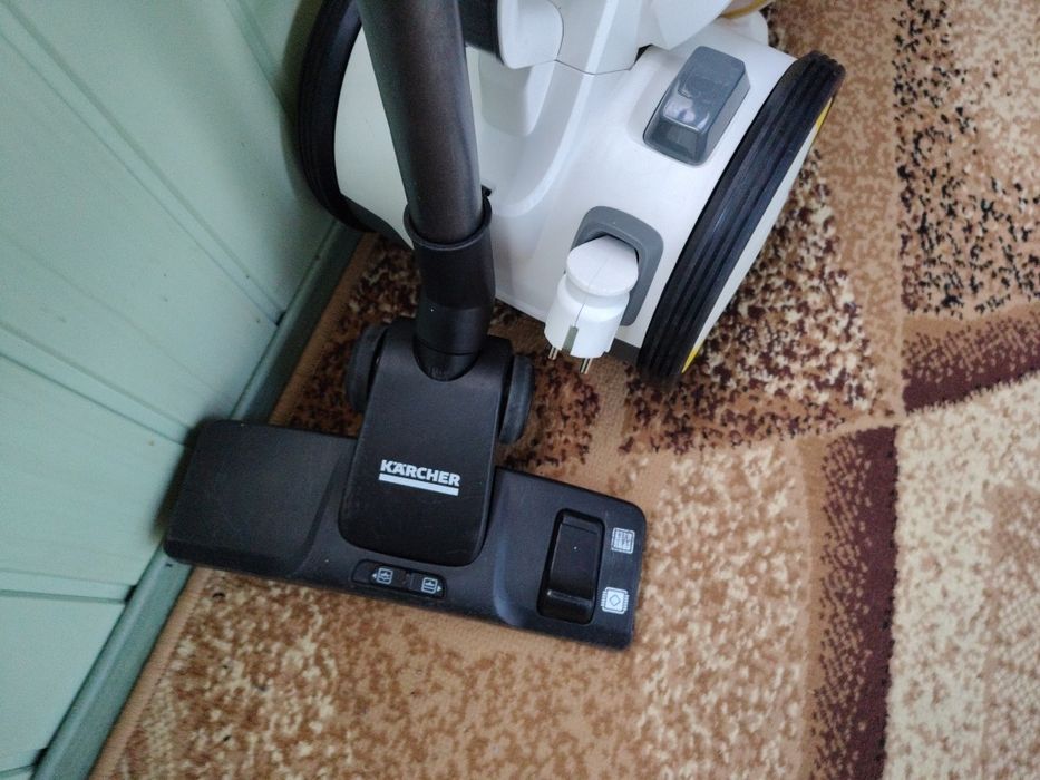Пылесос Kärcher VC 3 Premium