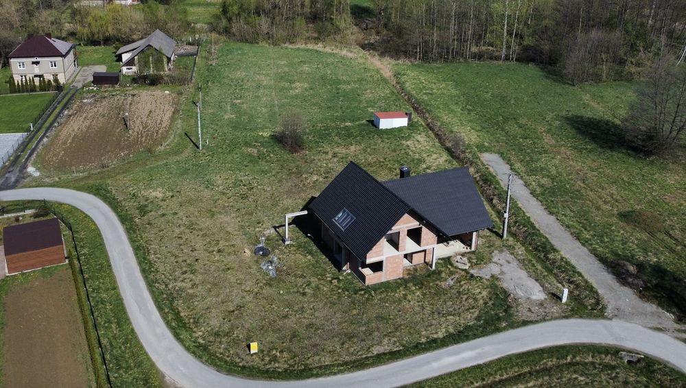 Dom na sprzedaż, 205 m², Chmielnik