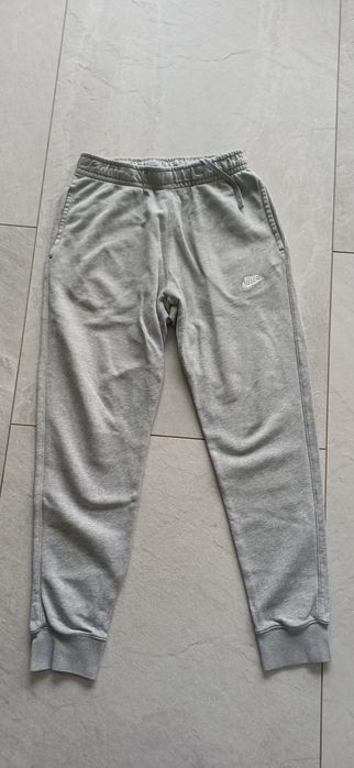 Spodnie dresowe nike