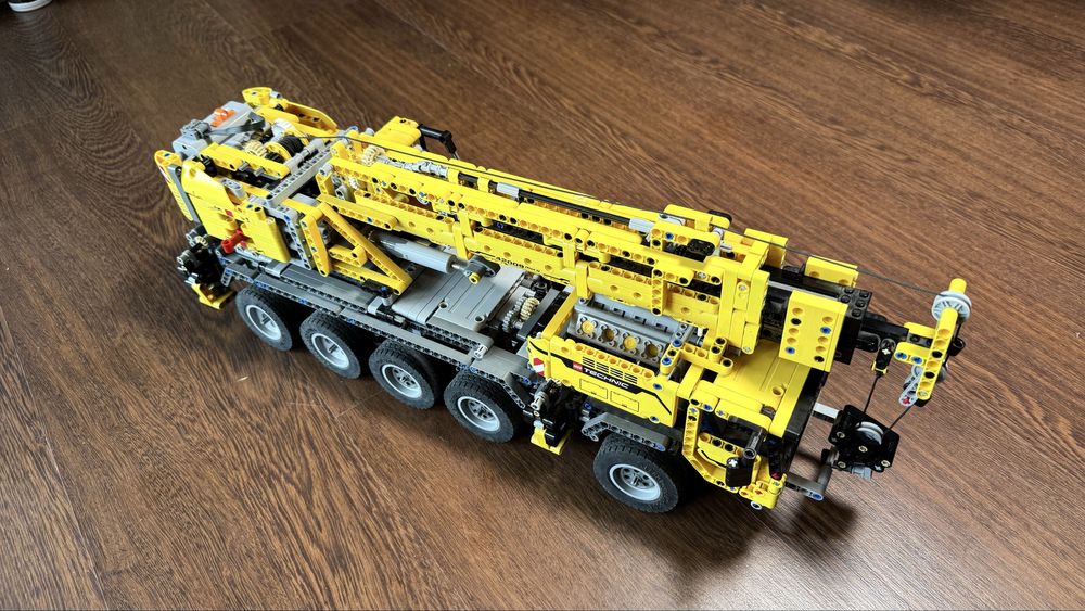 Lego technic Grua 42009 MKII