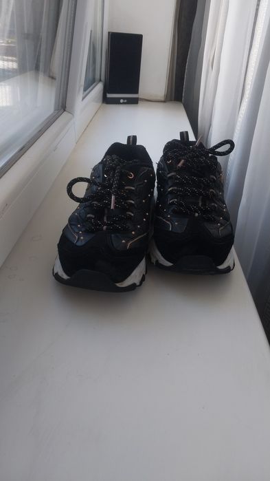 Кроссовки для девочки Skechers DLites р.37-37,5Black 149267-BKGD