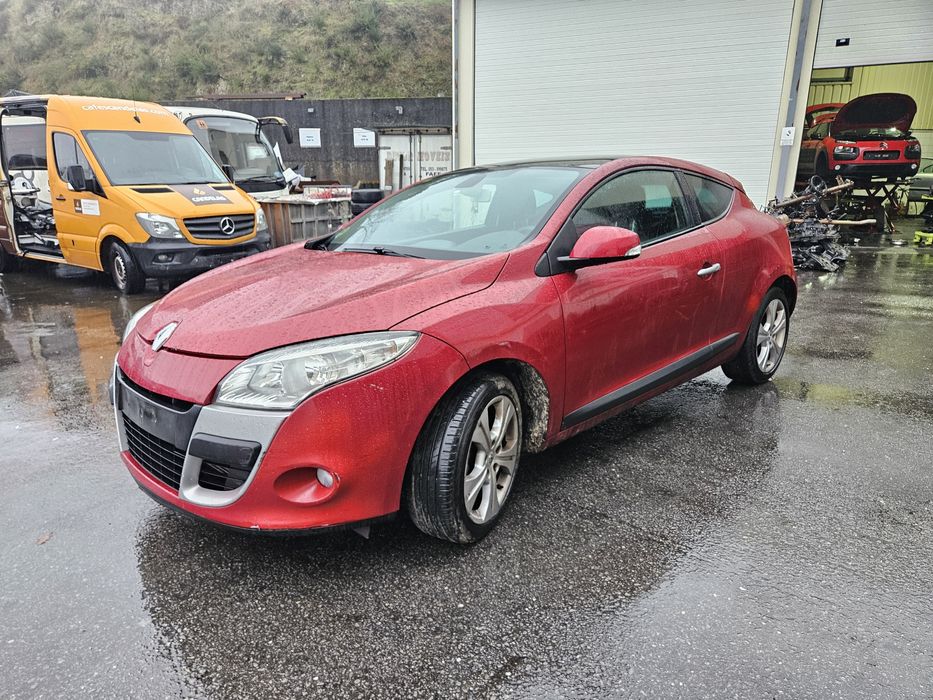 Renault Megane III Coupé 1.5 DCi de 2010 para peças