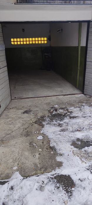 Sprzedam duży garaż 52m2