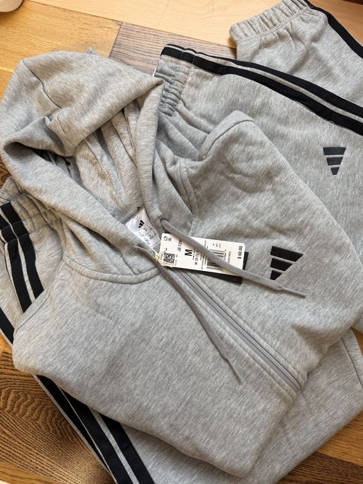 Костюм жіночий adidas