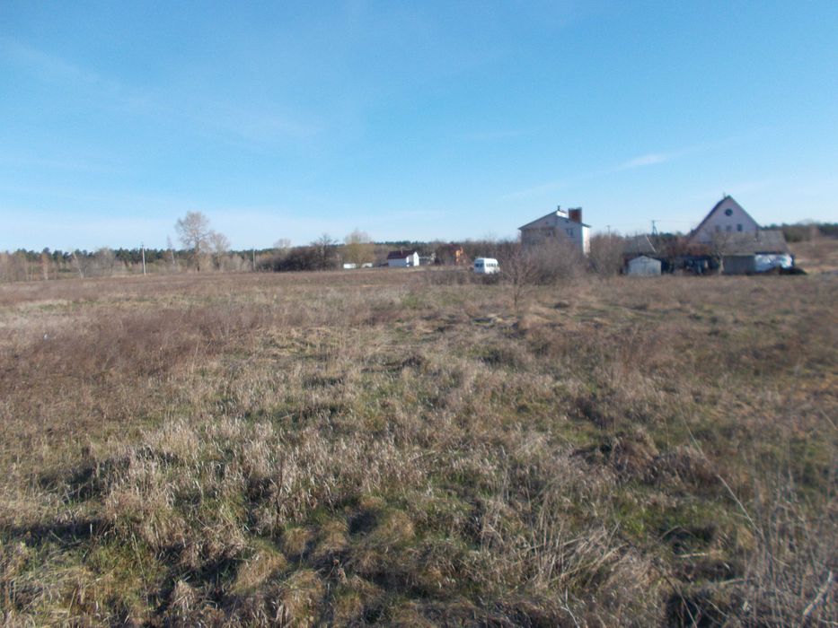 Продам приват-вану зем ділянку 9 сот вул Архітектурна буд 1  с. Киїнка