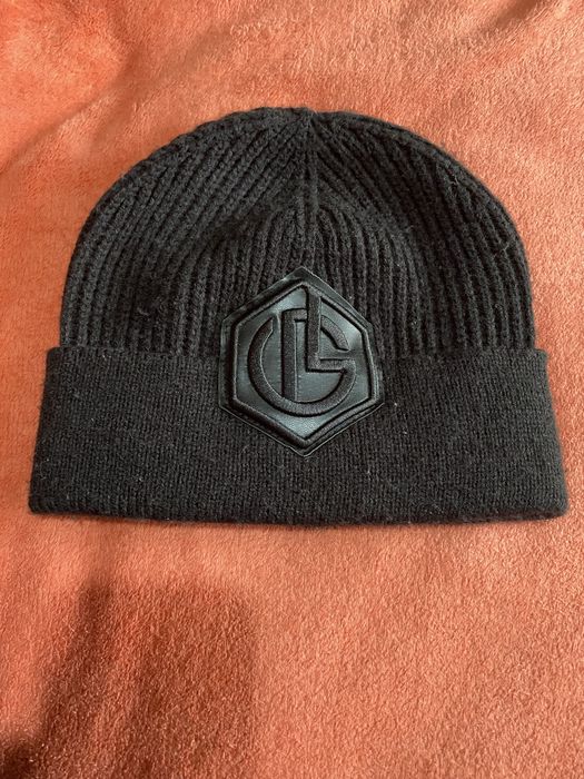 Зимова шапка Reserved